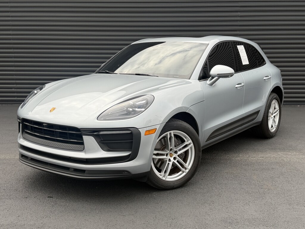 Certified 2022 Porsche Macan SUV
