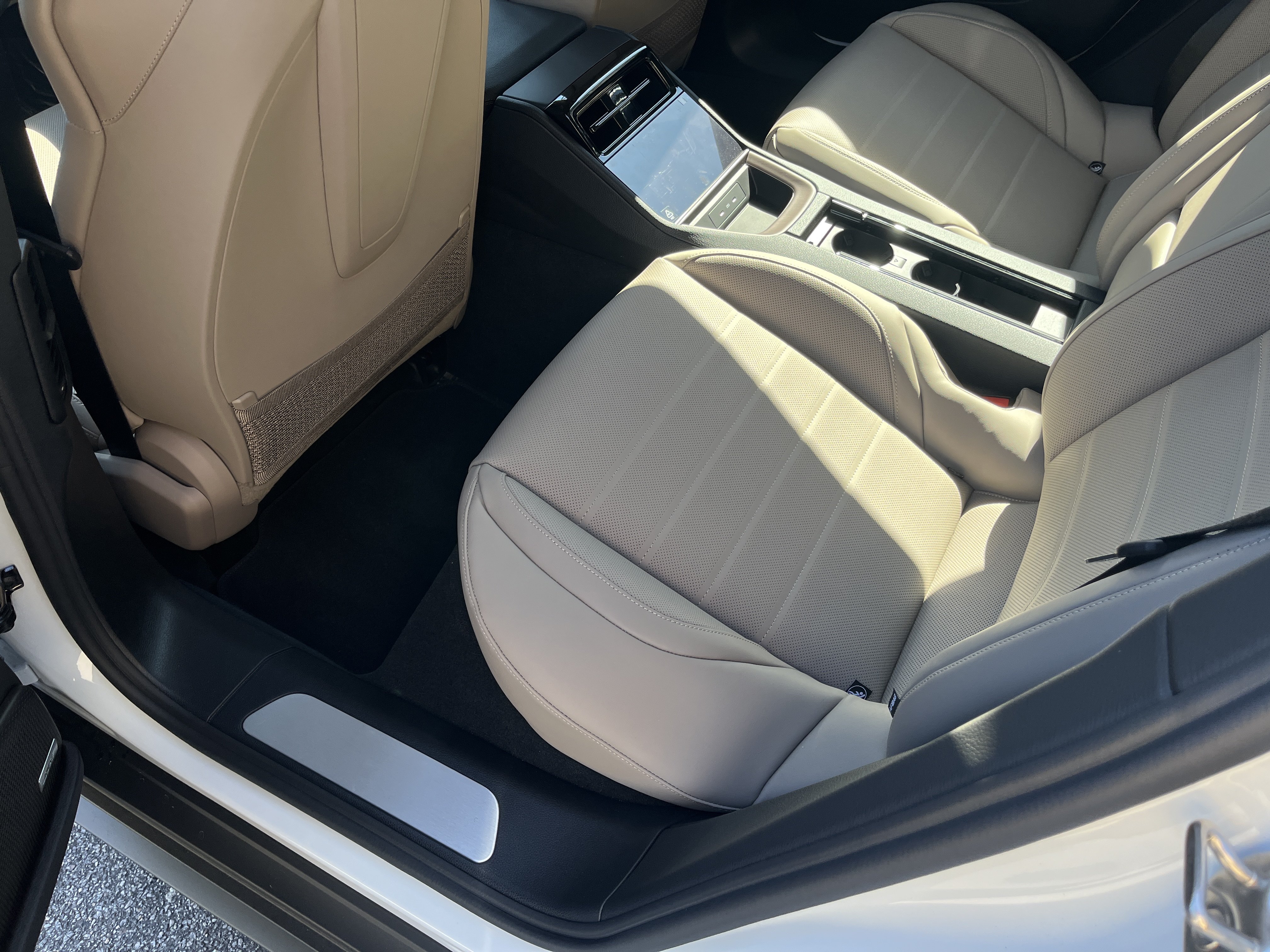 2026 Porsche Panamera Base - Photo 17