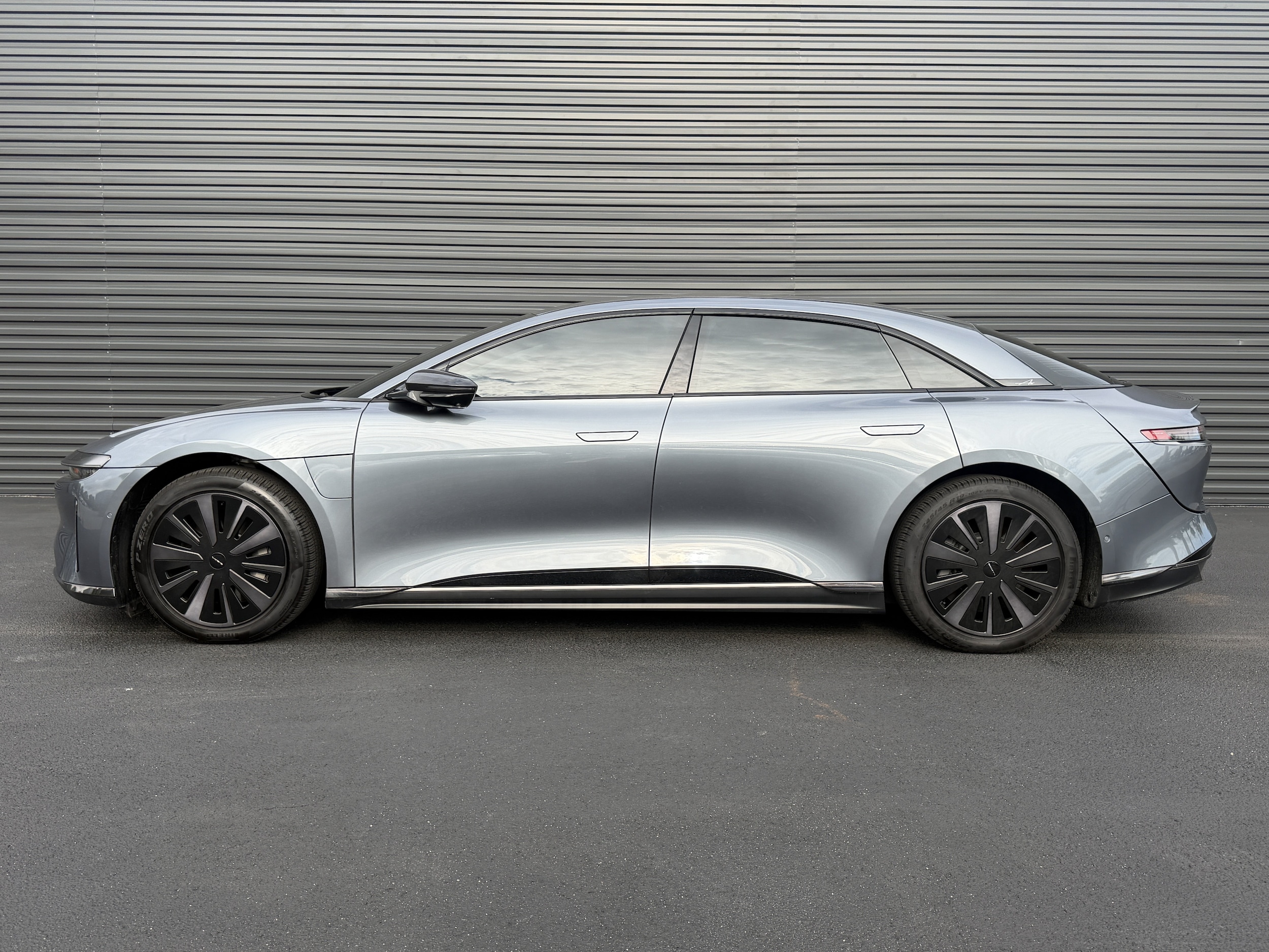 Used 2025 Lucid Air Pure with VIN 50EA1PGA2SA001555 for sale in Orlando, FL