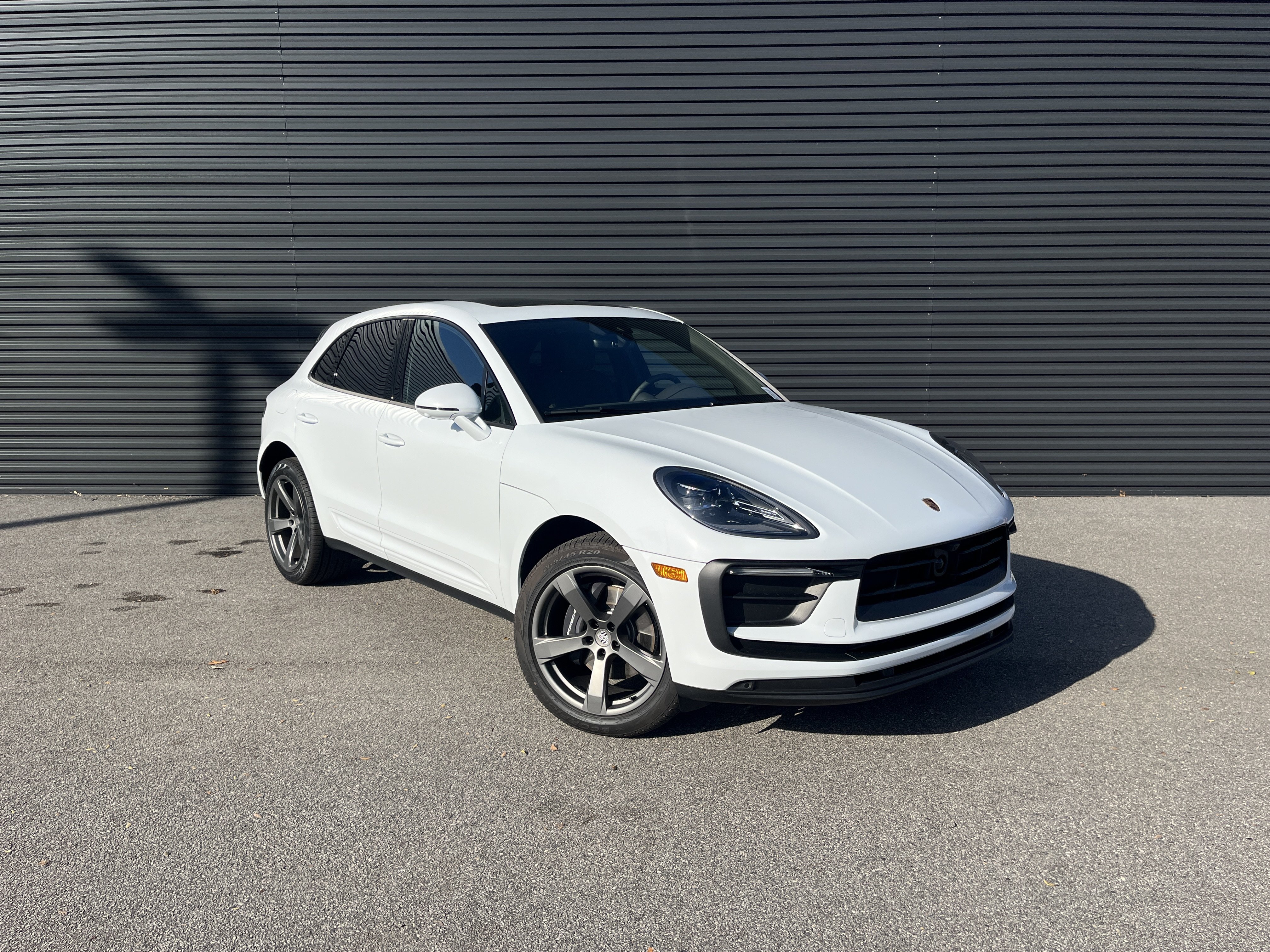 2026 Porsche Macan Base - Photo 7