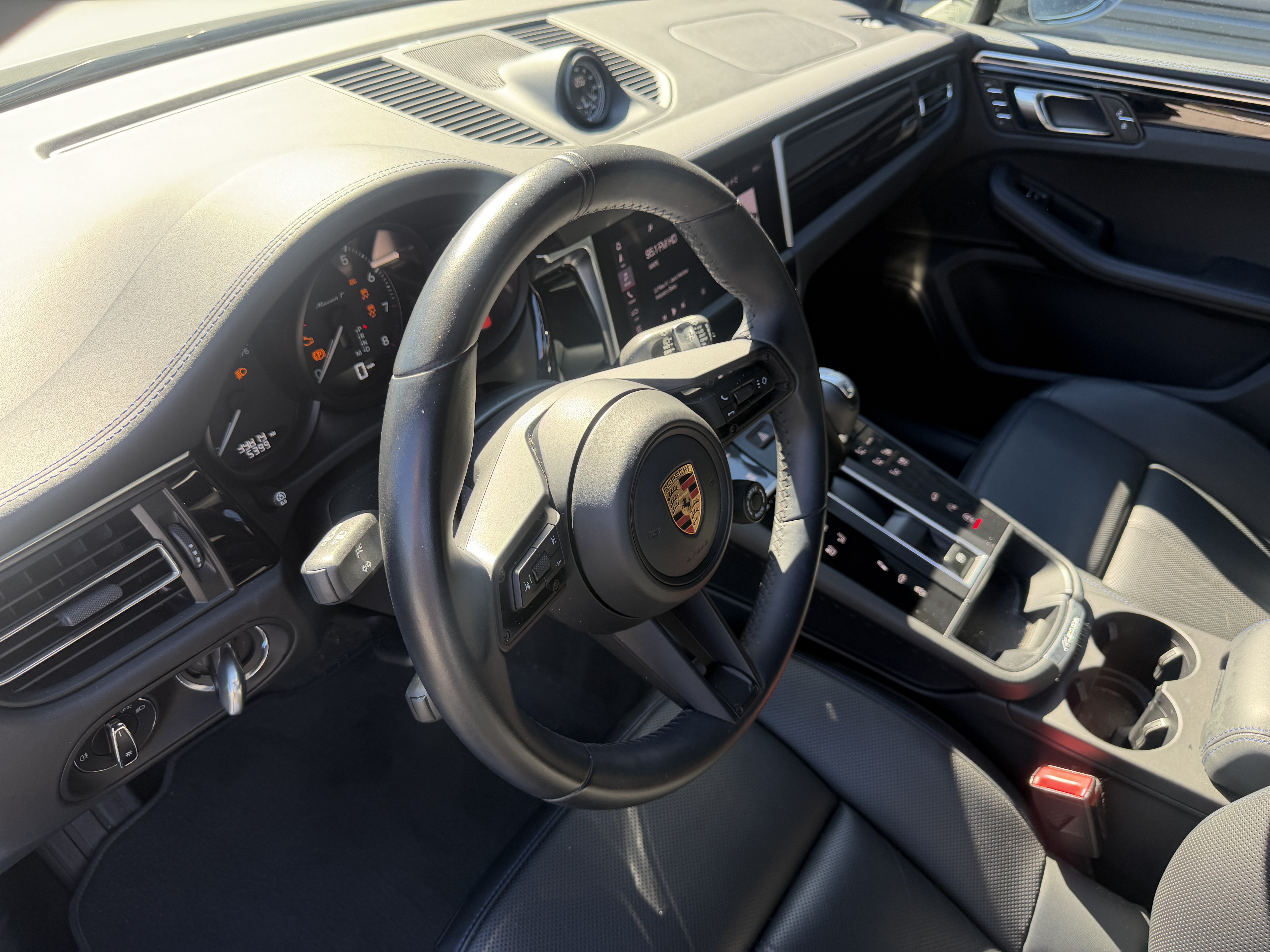 Used 2023 Porsche Macan T SUV