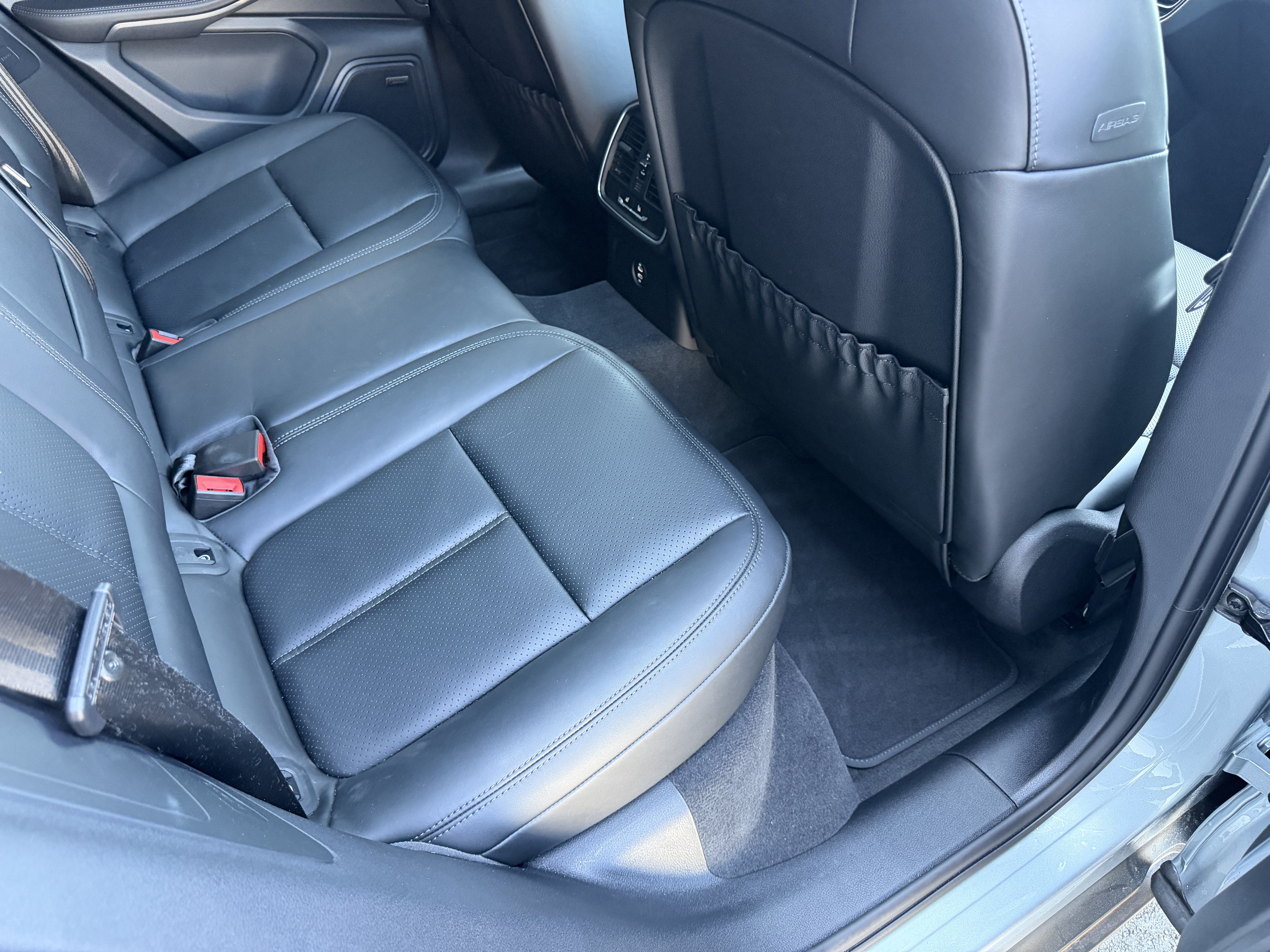2026 Porsche Macan Base - Photo 39