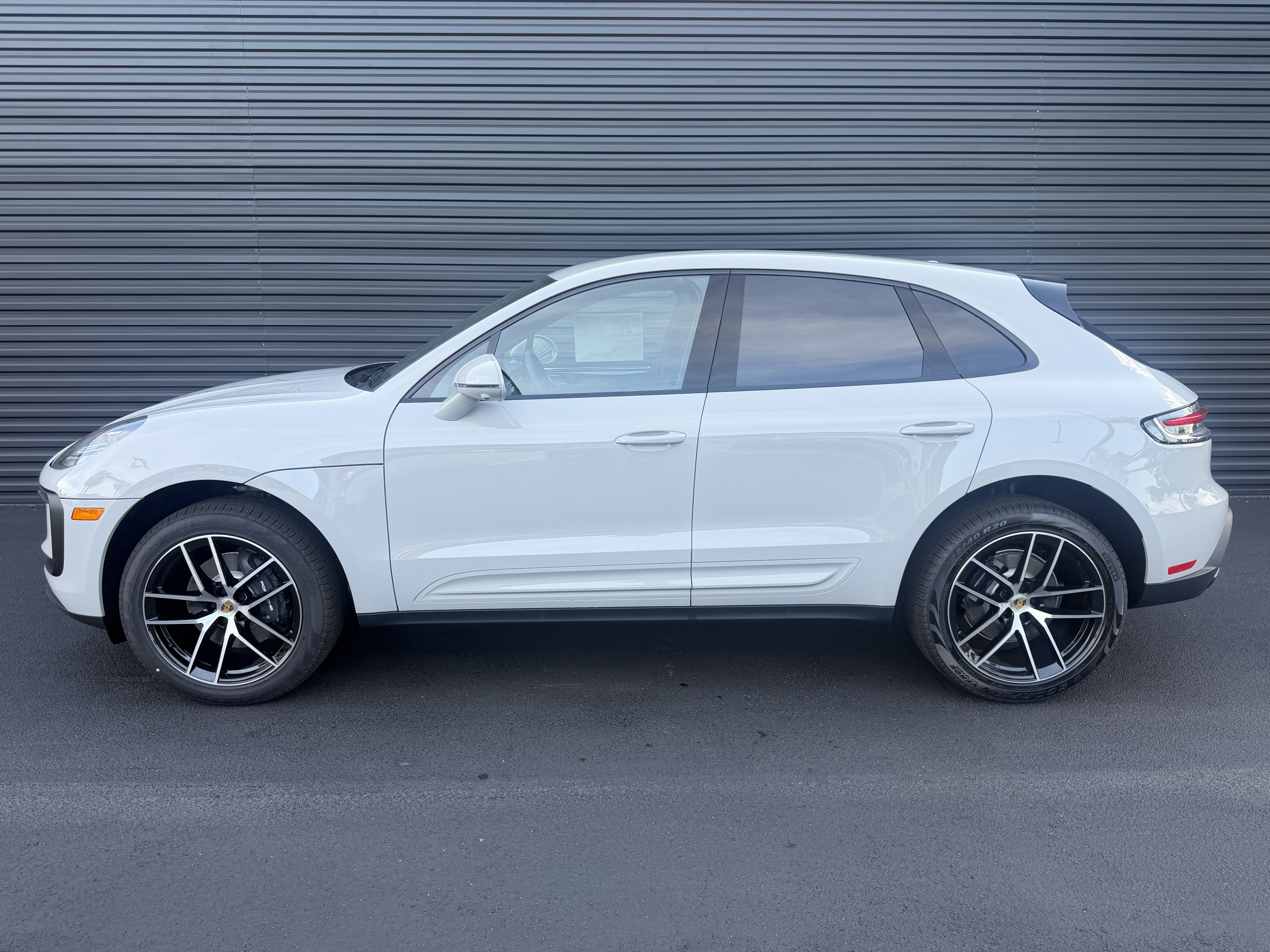 New 2026 Porsche Macan