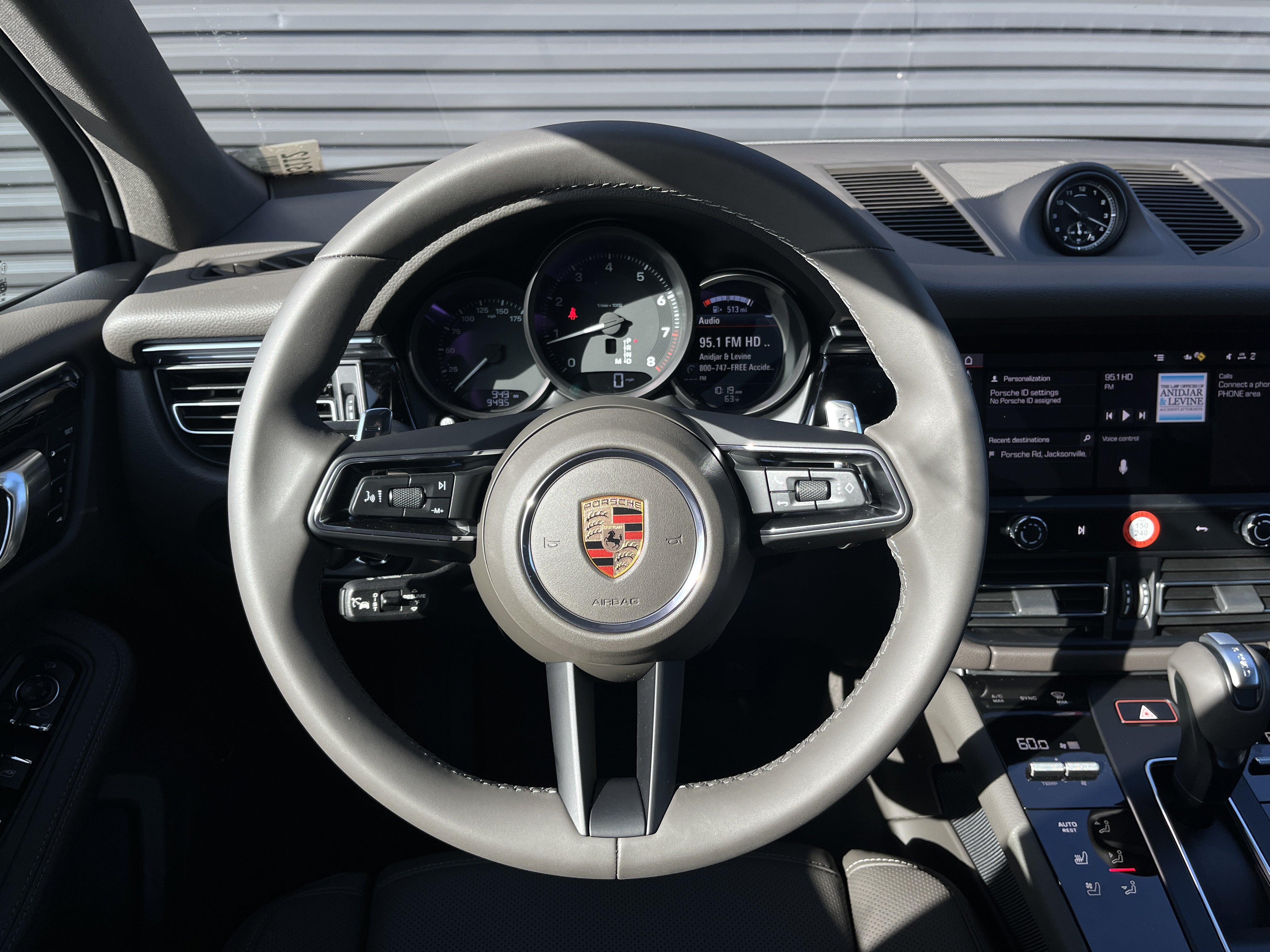 2026 Porsche Macan Base - Photo 23