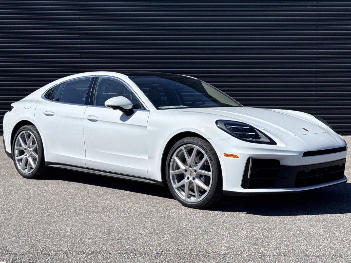 2026 Porsche Panamera Base - Photo 9