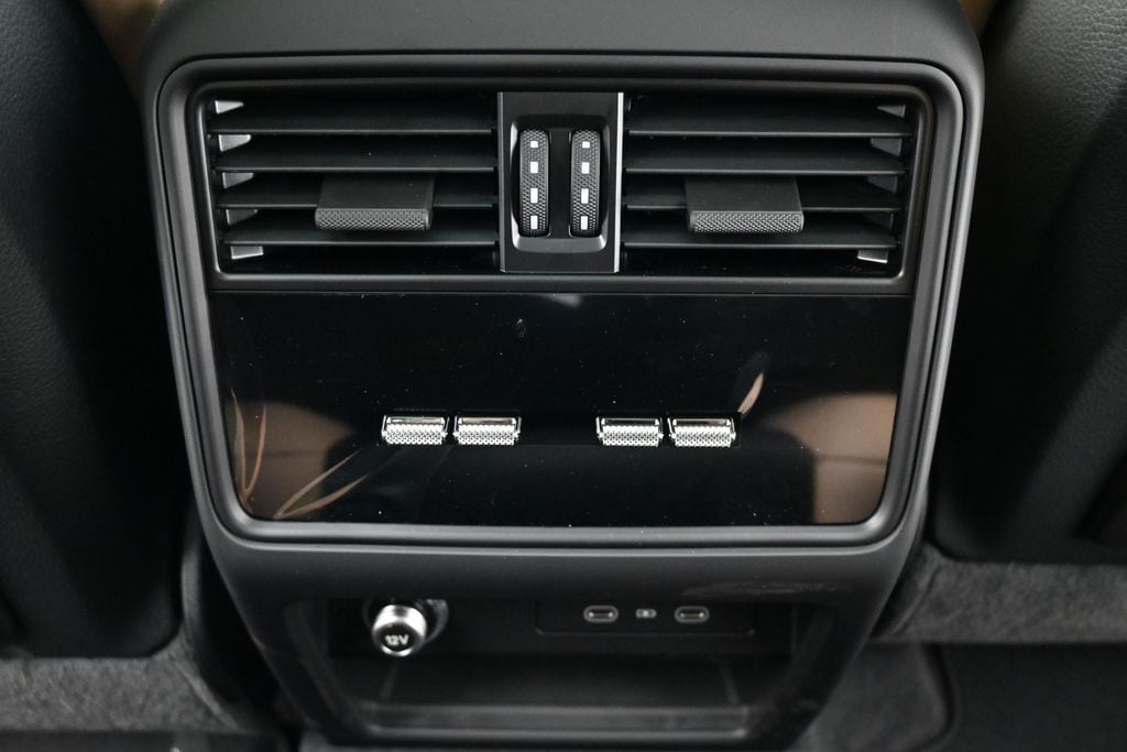 2026 Porsche Cayenne Coupe E-Hybrid - Photo 8