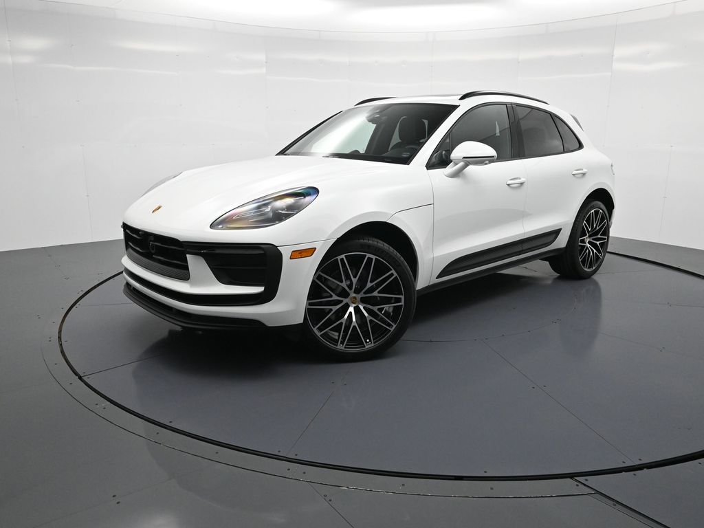 2026 Porsche Macan