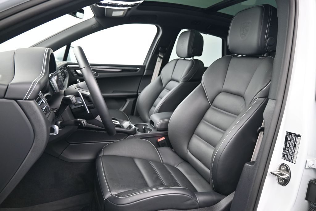 2026 Porsche Macan S - Photo 5