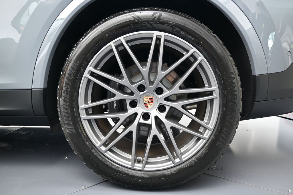 2026 Porsche Cayenne Coupe E-Hybrid - Photo 43