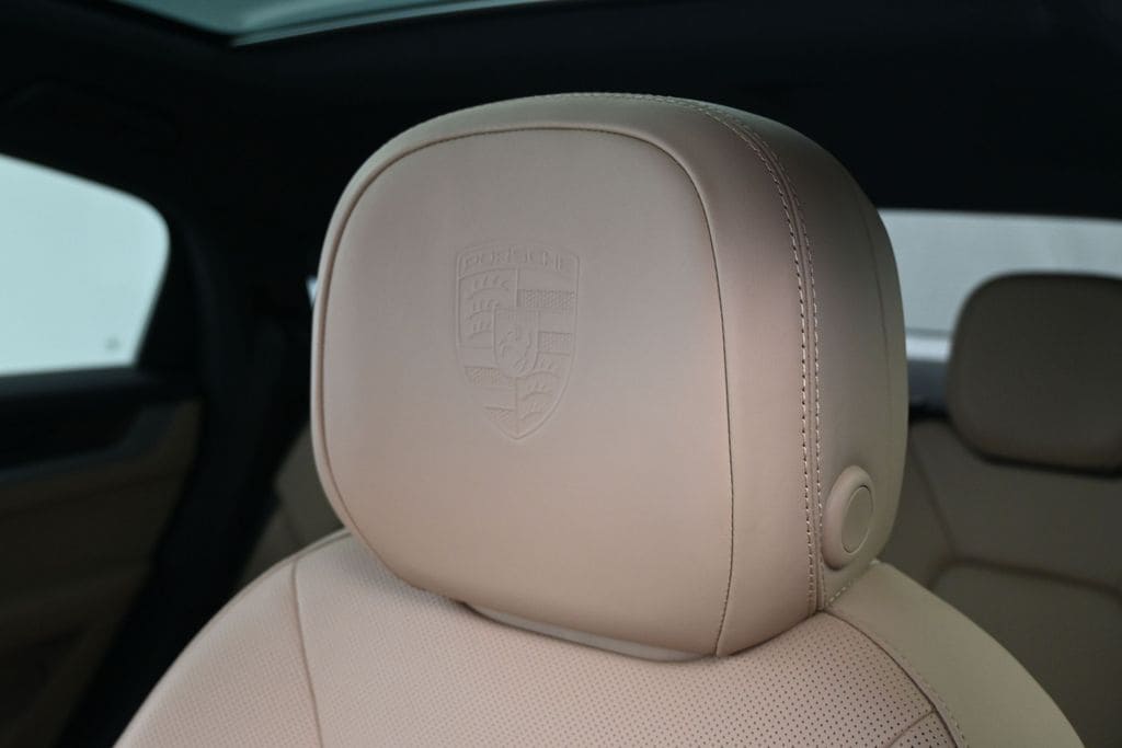 2026 Porsche Cayenne Coupe E-Hybrid - Photo 17