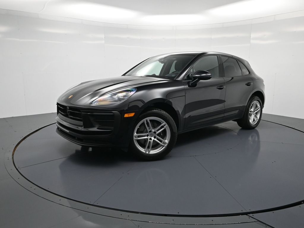 2026 Porsche Macan