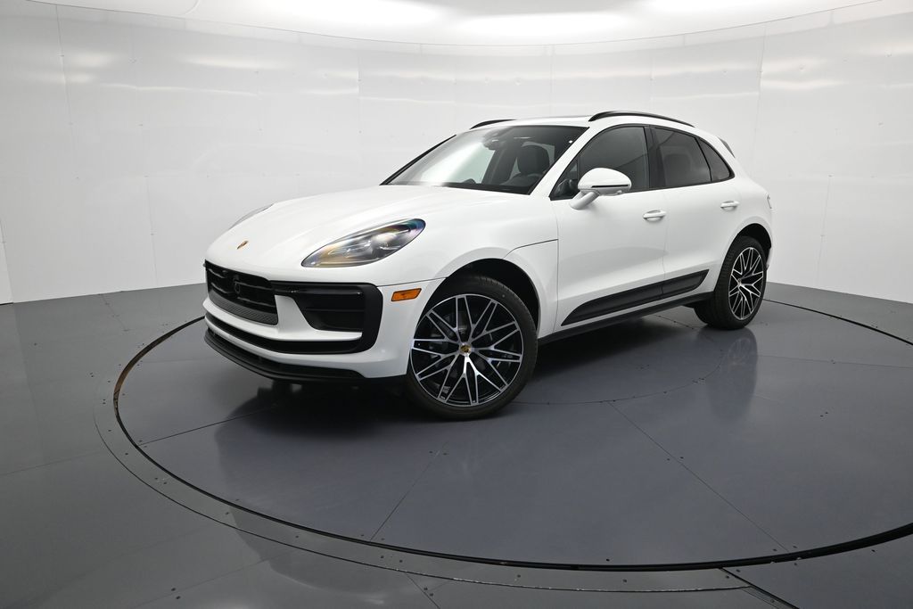 2026 Porsche Macan SUV