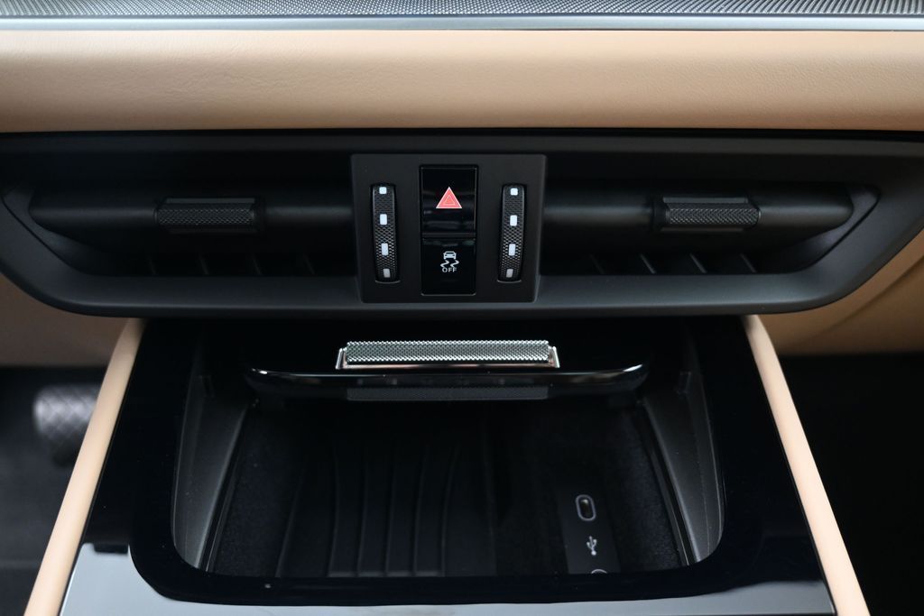 2026 Porsche Cayenne Coupe E-Hybrid - Photo 19