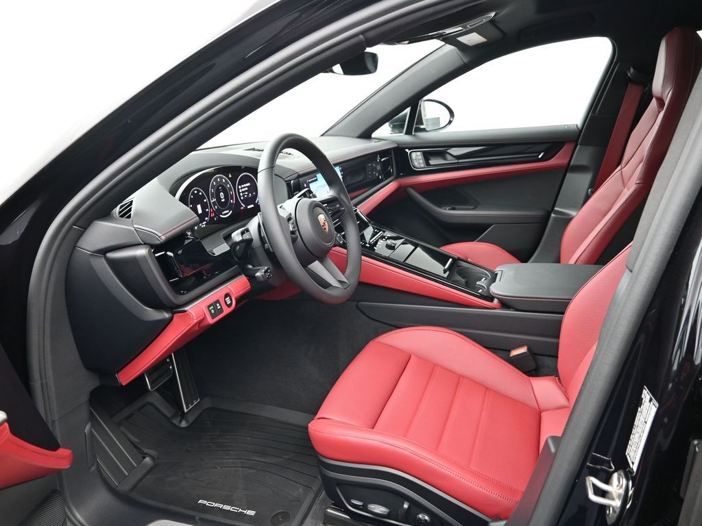 New 2026 Porsche Panamera 4 Hatchback