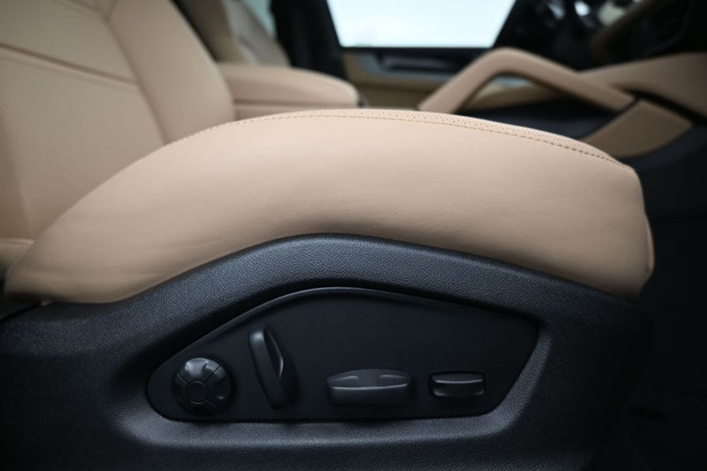 2026 Porsche Cayenne Coupe E-Hybrid - Photo 15