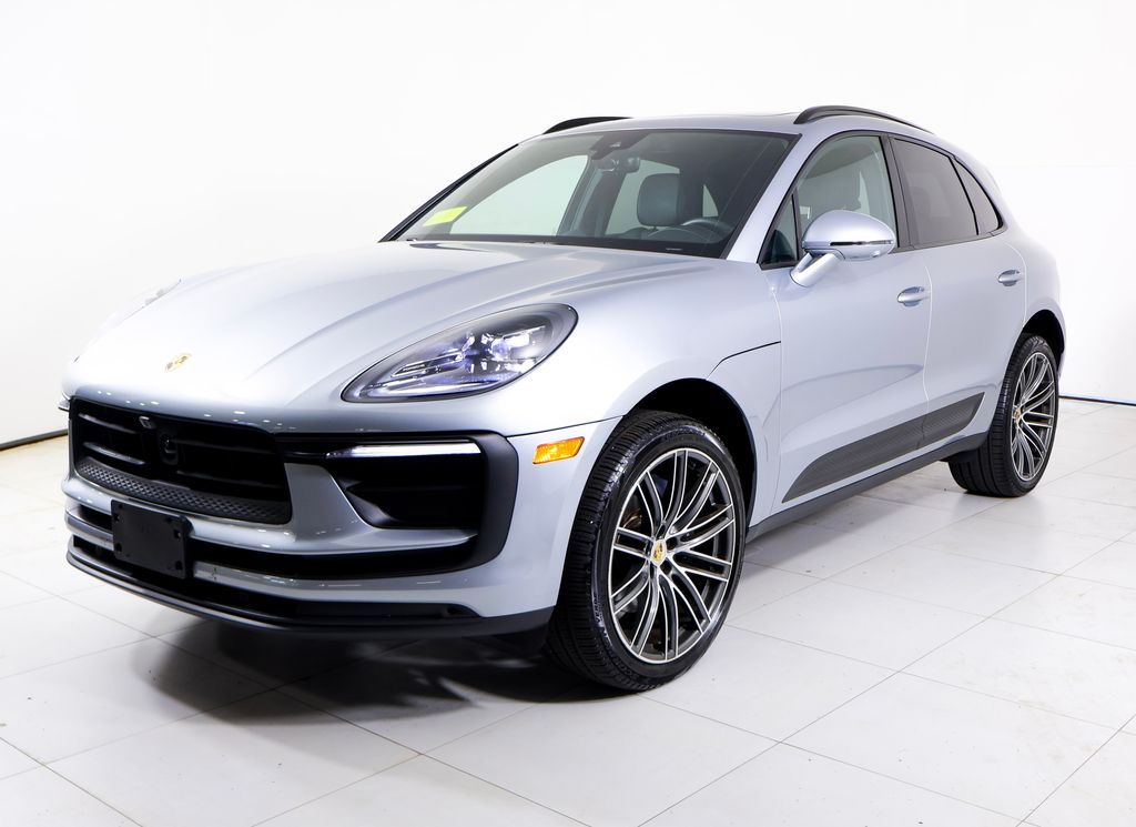 2026 Porsche Macan