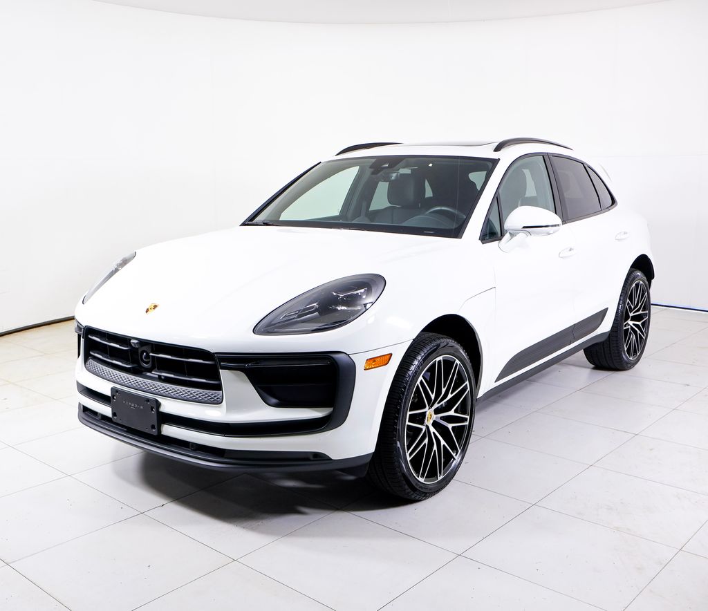 2026 Porsche Macan