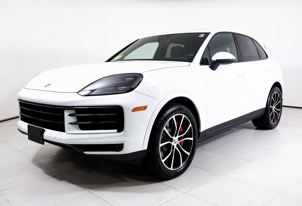2024 Porsche Cayenne