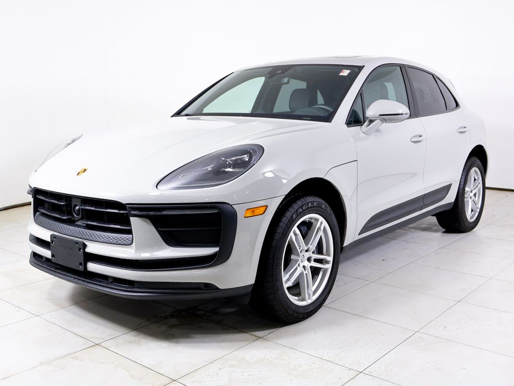 2026 Porsche Macan