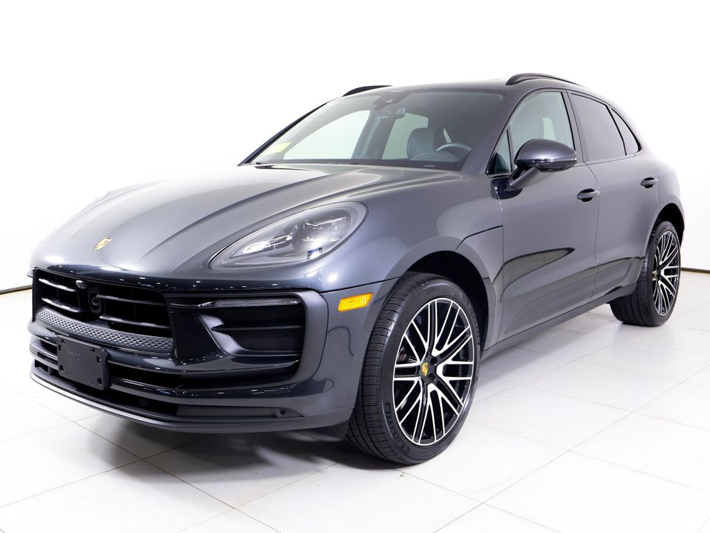 2026 Porsche Macan