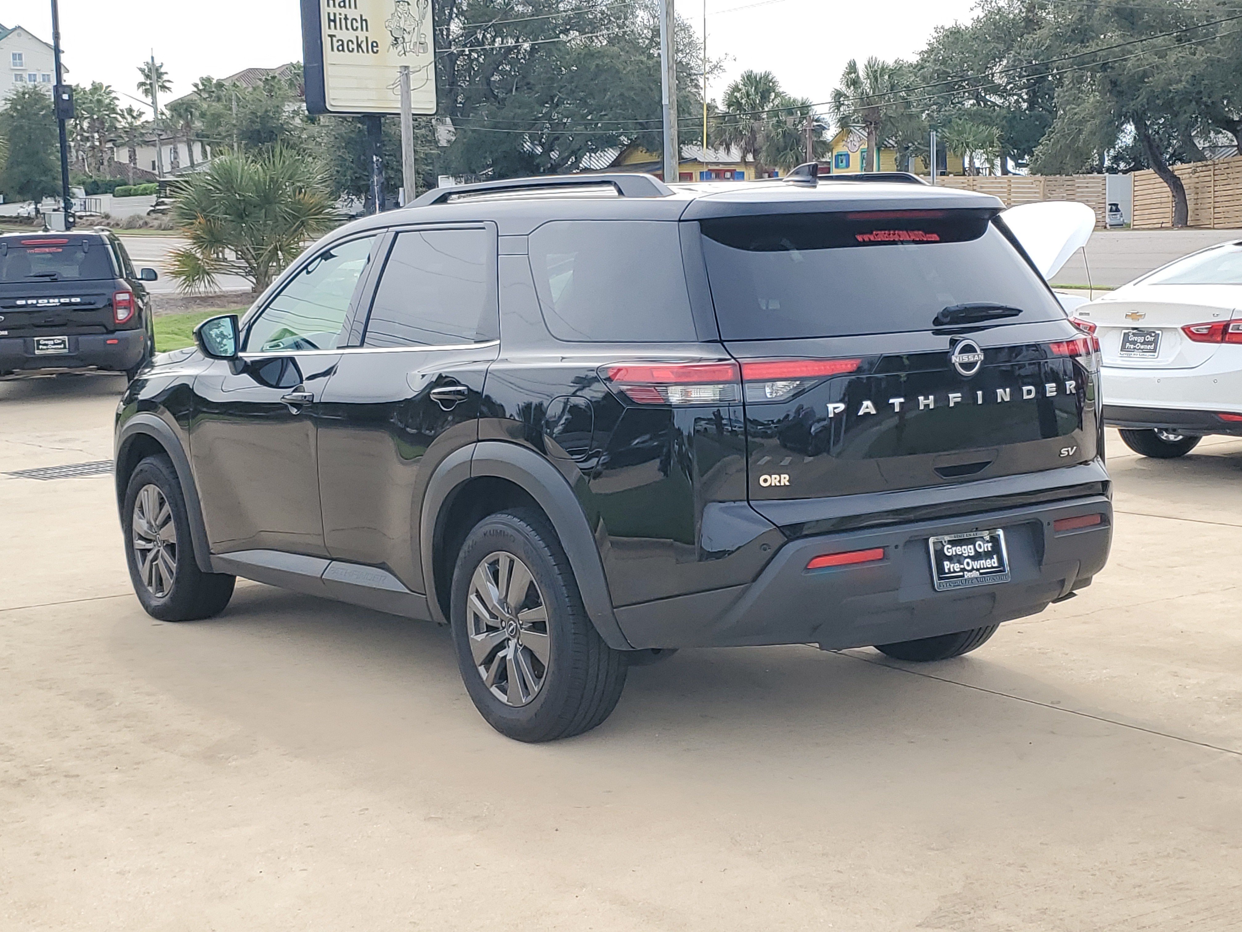 Used 2024 Nissan Pathfinder SV SUV