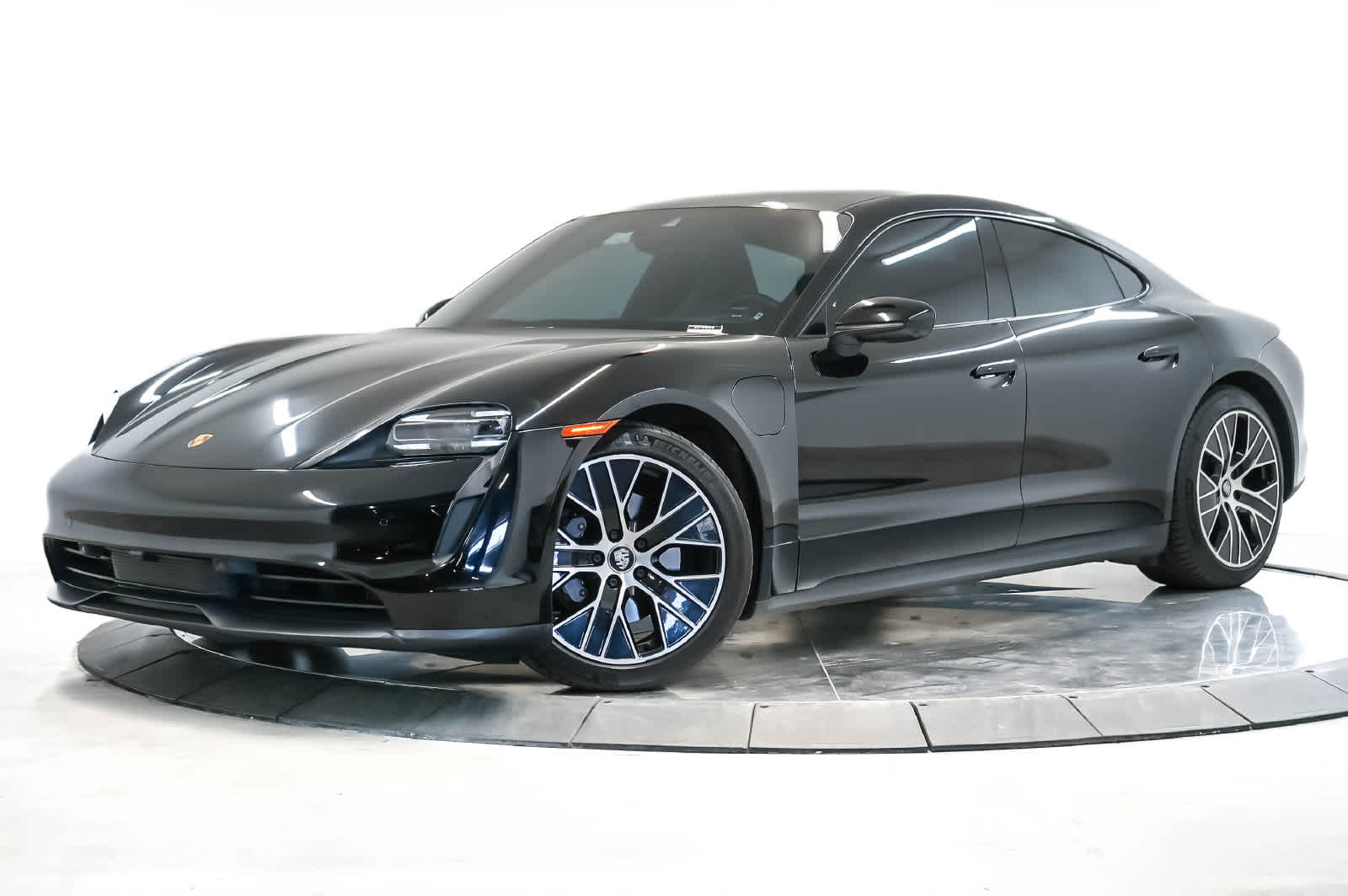 2022 Porsche Taycan