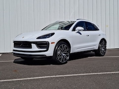 2026 Porsche Macan SUV