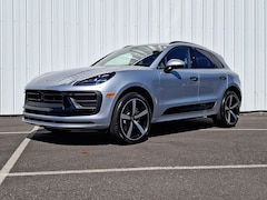 2026 Porsche Macan SUV