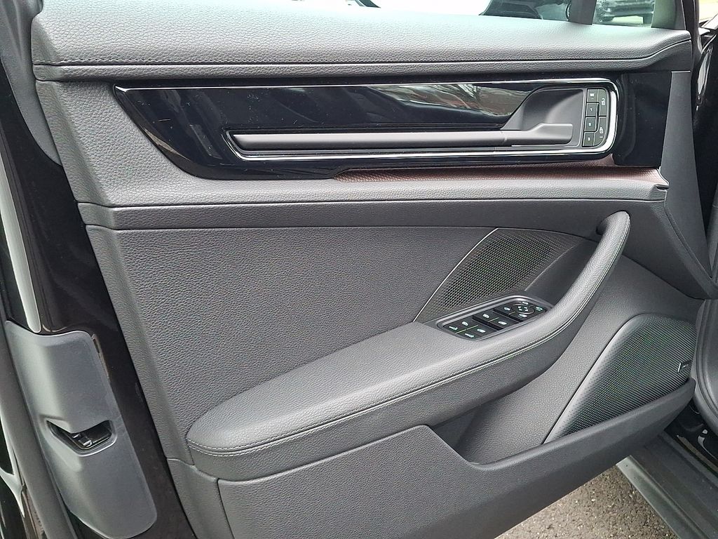 2026 Porsche Panamera Base - Photo 16