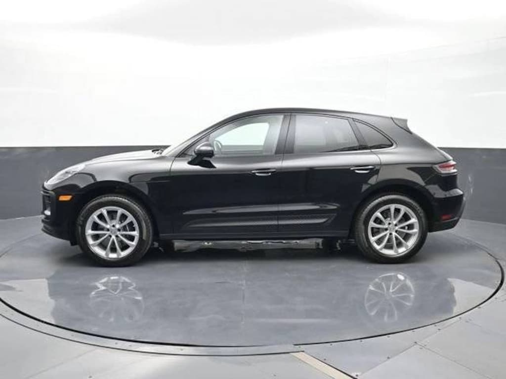 New 2026 Porsche Macan SUV