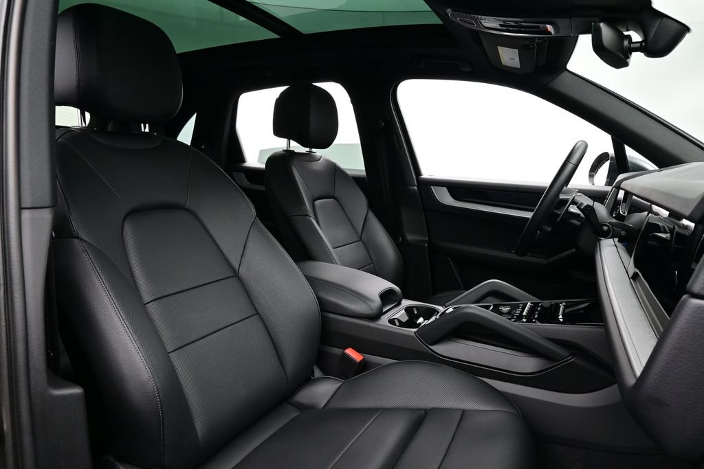 2024 Porsche Cayenne Base - Photo 18