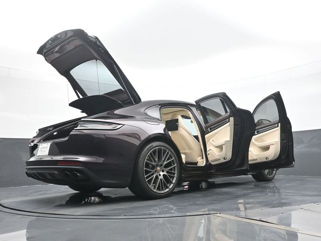 2023 Porsche Panamera Platinum Edition - Photo 28