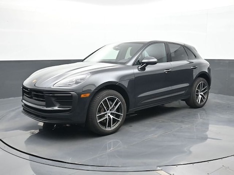 2025 Porsche Macan SUV