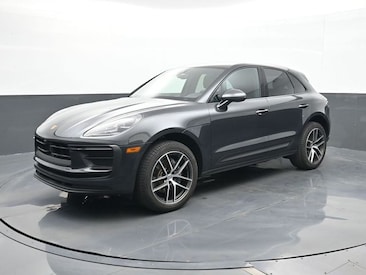 2025 Porsche Macan SUV