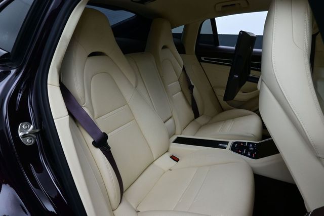 2023 Porsche Panamera Platinum Edition - Photo 18