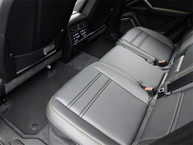 2026 Porsche Cayenne Turbo E-Hybrid - Photo 25