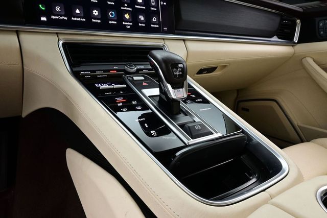 2023 Porsche Panamera Platinum Edition - Photo 11