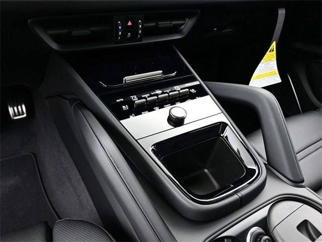 2026 Porsche Cayenne Turbo E-Hybrid - Photo 22