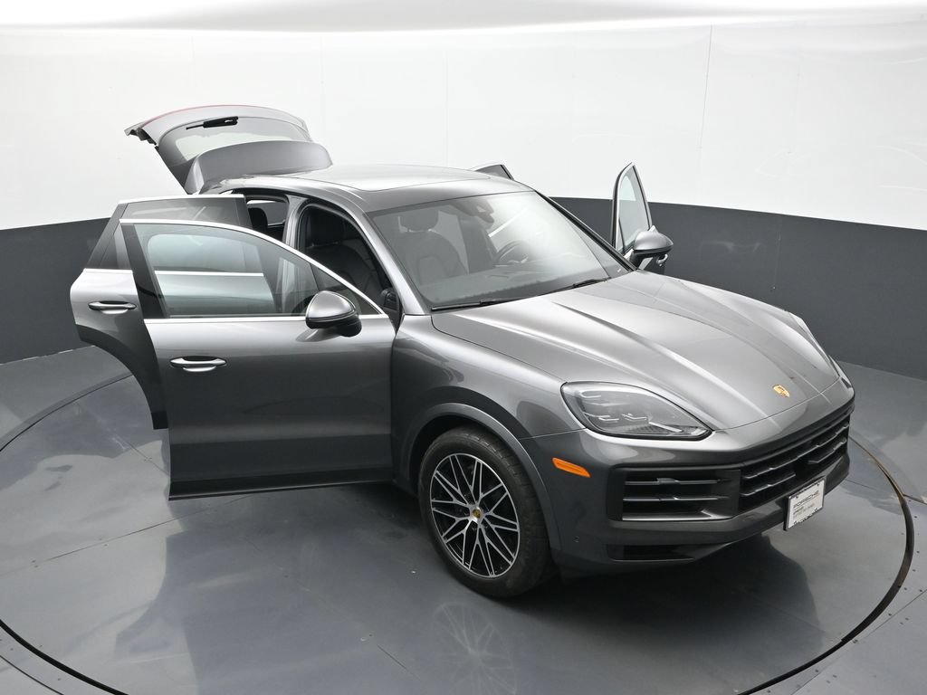 2024 Porsche Cayenne Base - Photo 32