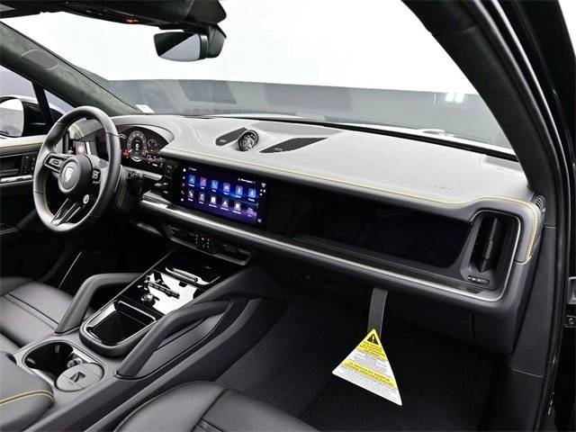 2026 Porsche Cayenne Turbo E-Hybrid - Photo 29
