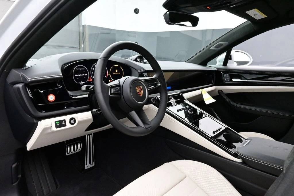 New 2026 Porsche Panamera GTS Hatchback