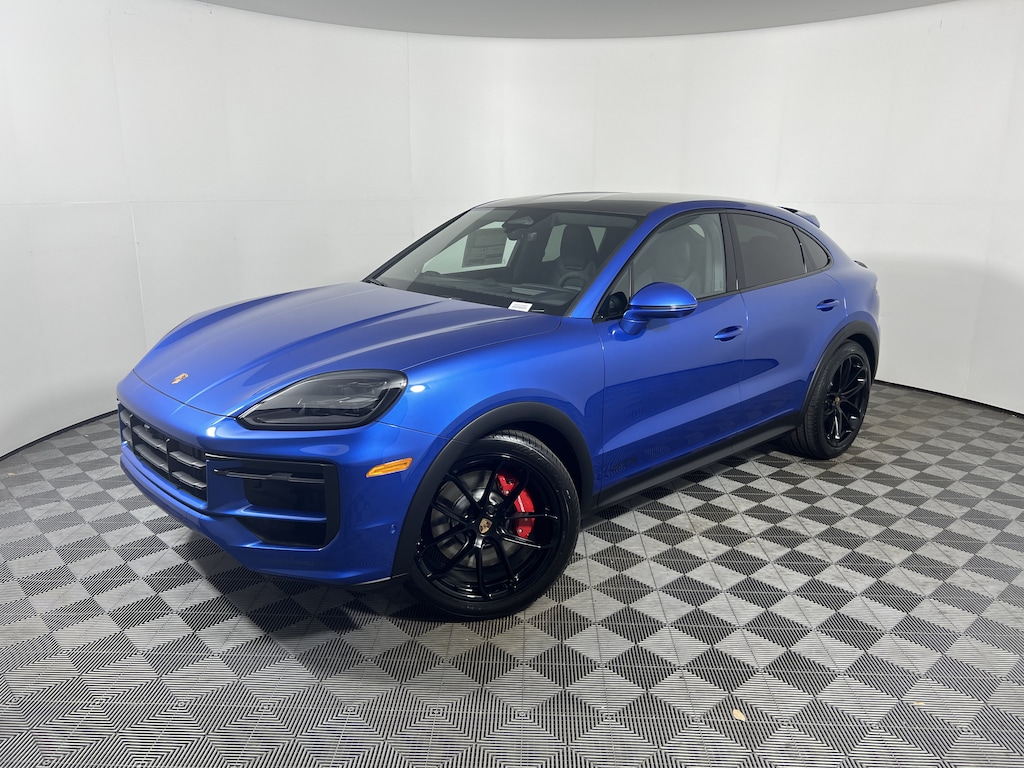 New 2026 Porsche Cayenne GTS Coupe Coupe