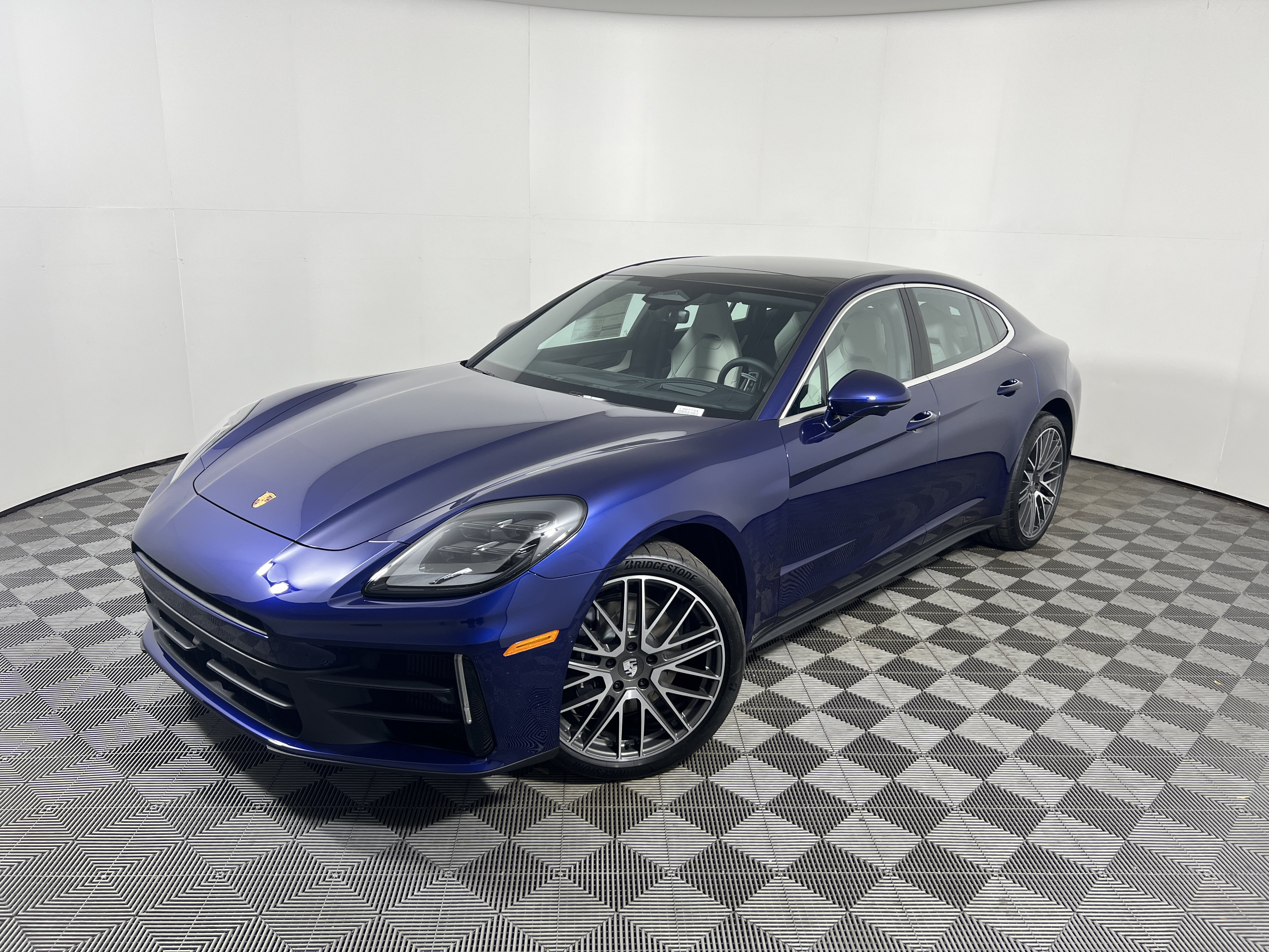 New 2026 Porsche Panamera RWD