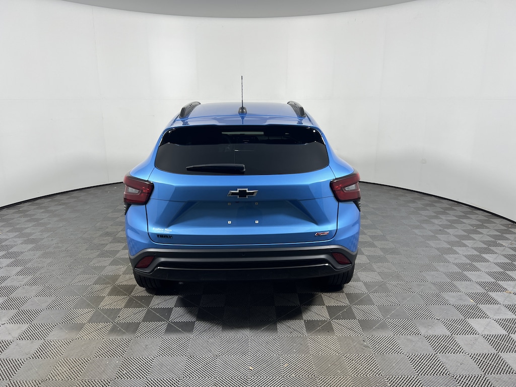 Used 2025 Chevrolet Trax FWD 4dr 2RS SUV