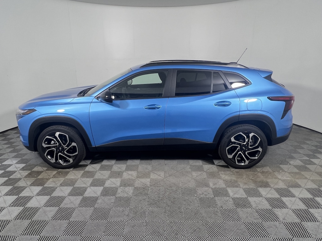 Used 2025 Chevrolet Trax FWD 4dr 2RS SUV