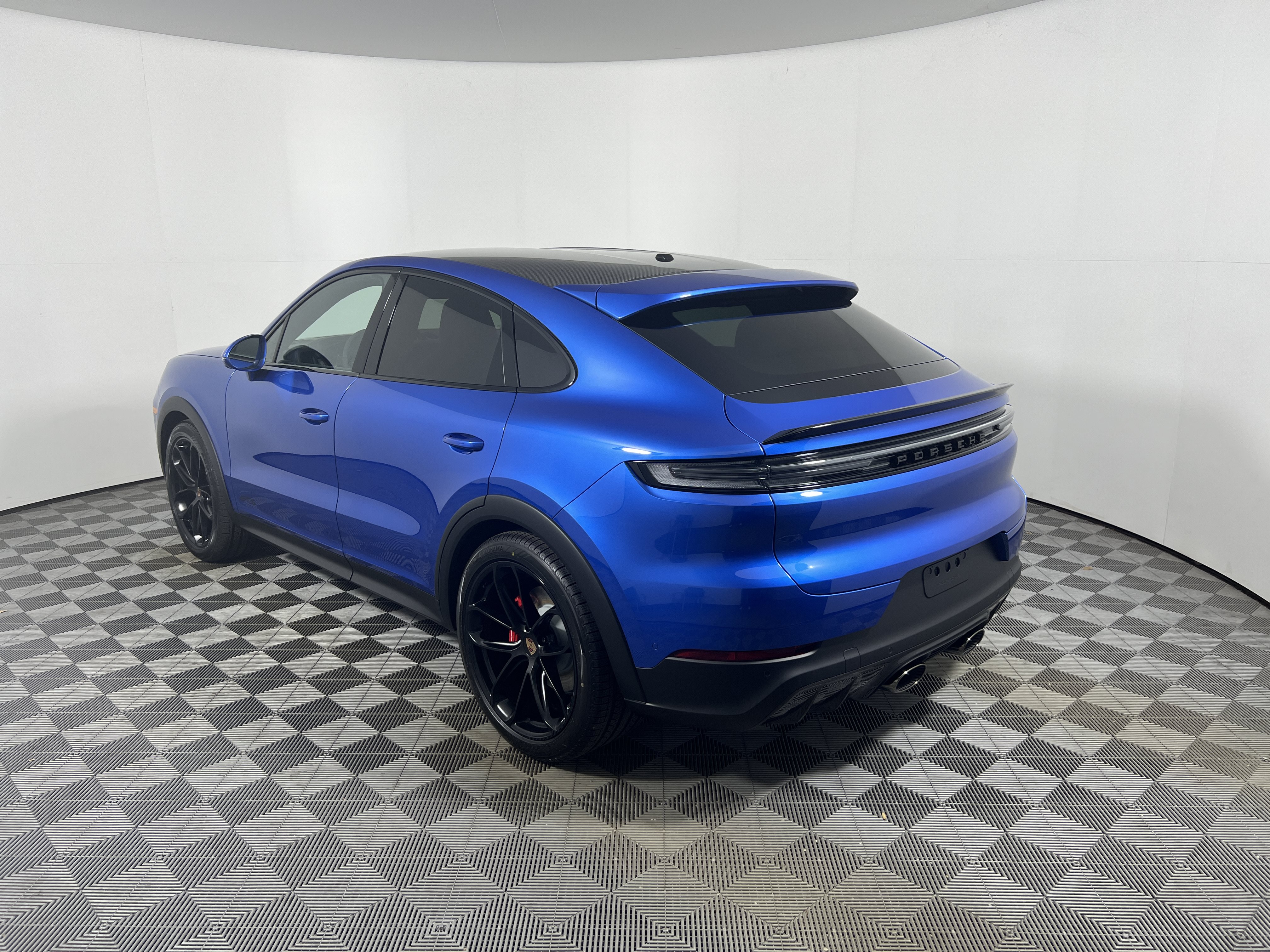 New 2026 Porsche Cayenne GTS Coupe Coupe