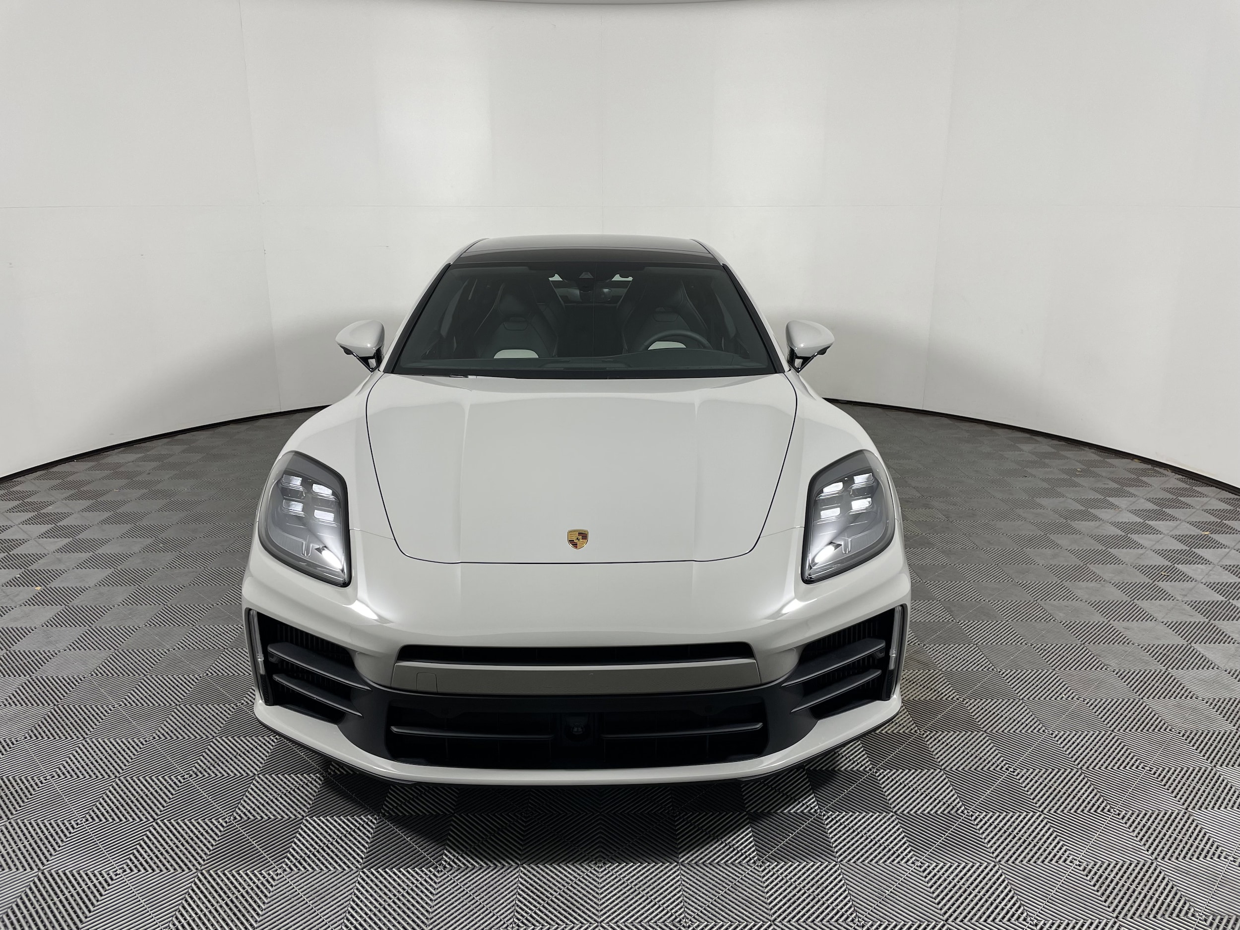 2026 Porsche Panamera Base - Photo 10
