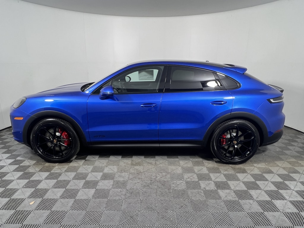 New 2026 Porsche Cayenne GTS Coupe Coupe