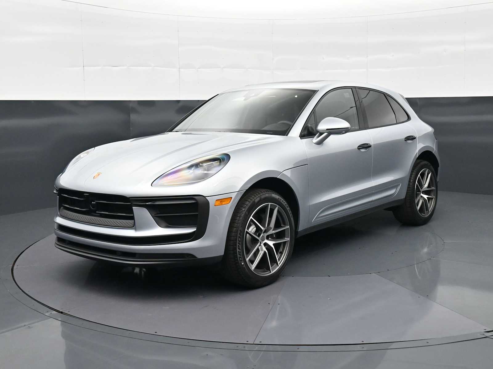 2026 Porsche Macan T