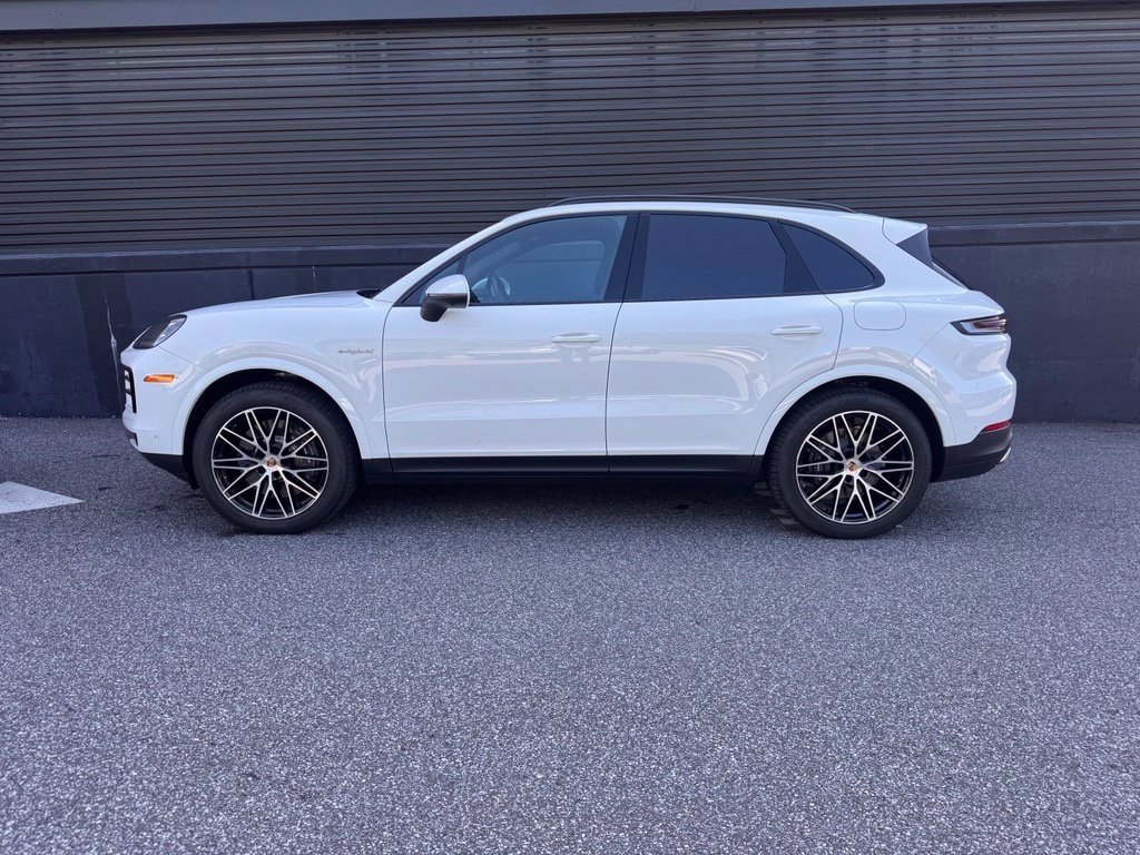 Certified 2026 Porsche Cayenne E-Hybrid SUV